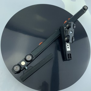 العازلة الهيدروليكية بابين مرتبطين بإكمال الإطار الضيق تصميم الأسطوانة